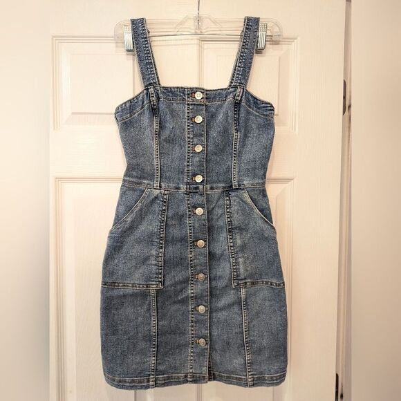 H&M Divided Women’s Denim jean Mini Button Down adjustable strap stretch Size 2 - Picture 2 of 10